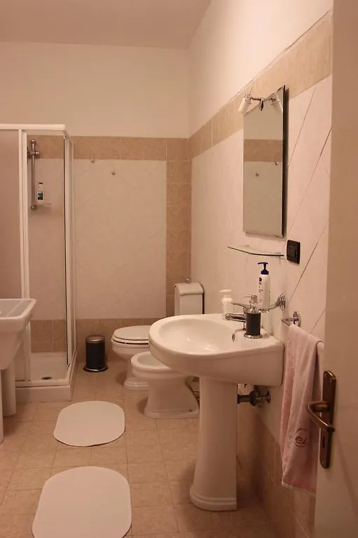 B&B Fiori di Lava Nicolosi 2*,  Italia