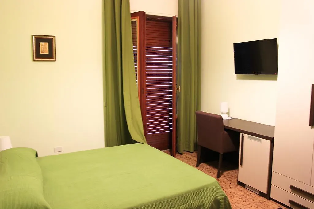 B&B Fiori di Lava Nicolosi 2*,  Italia